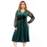 Rochie eleganta Melisa, din catifea, cu maneca de dantela, culoare verde smarald, cu decolteul petrecut