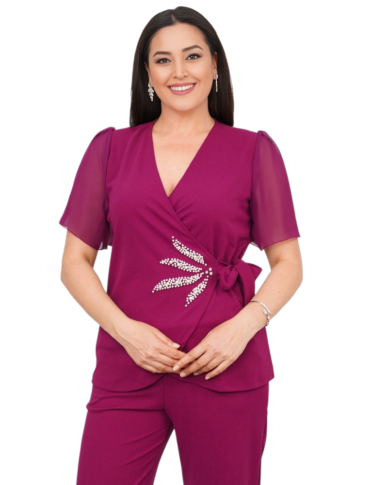 Compleu Elegant, Camelia, Fucsia – Pantalon și Bluză cu Detalii Prețioase