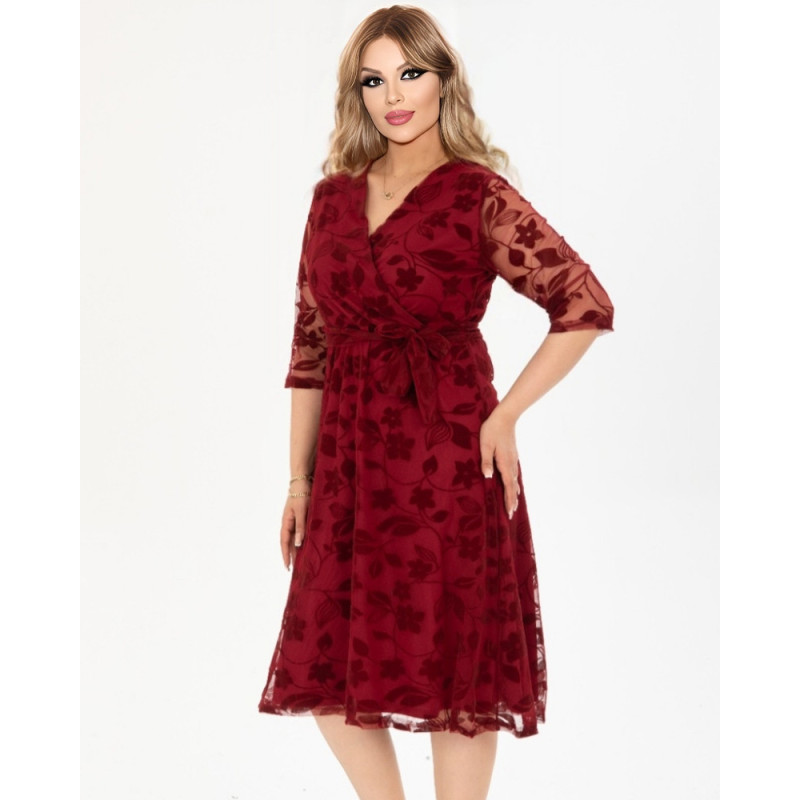 Rochie Alma, eleganta, cu broderie catifelata, culoare bordo, cu decolteu in V
