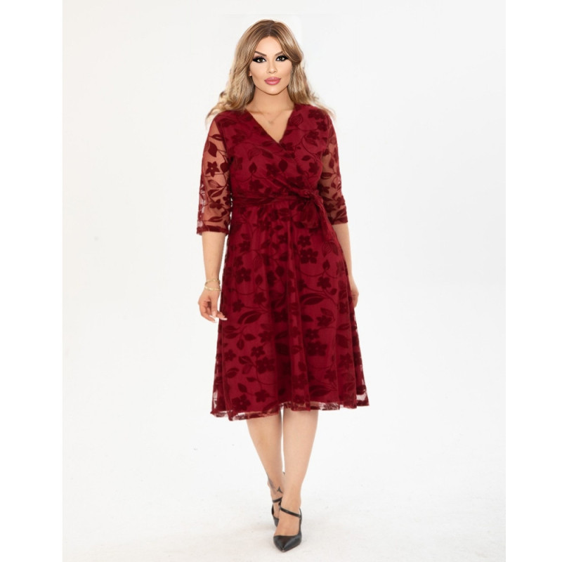 Rochie Alma, eleganta, cu broderie catifelata, culoare bordo, cu decolteu in V