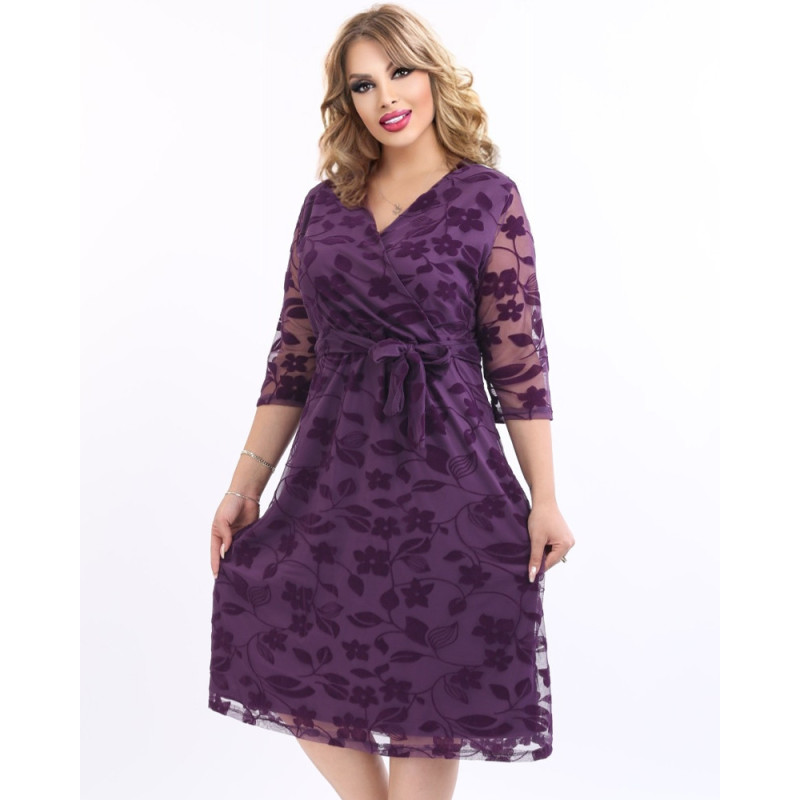 Rochie Alma, eleganta, cu broderie catifelata, culoare mov, cu decolteu in V