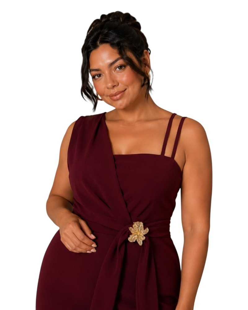 Rochie Eleganta Midi Cleopatra – Rafinament și Asimetrie Moderna, culoare bordo