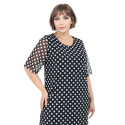 Rochie Anca Elegantă Neagră cu Buline Albe și Strat de Tull Fluid – Stil Retro-Chic