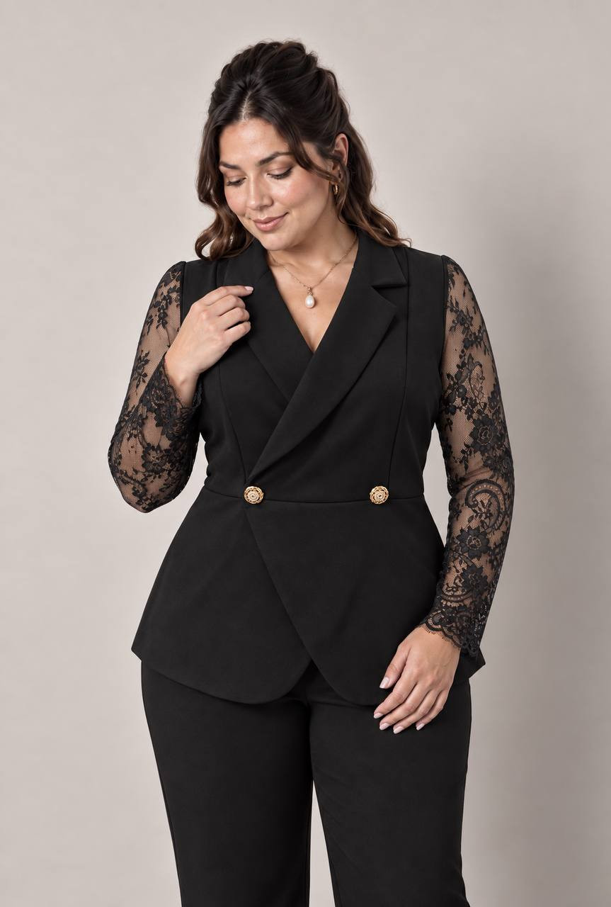 Adela, Compleu dama, 2 piese, sacou si pantaloni, maneci din dantela și nasturi aurii