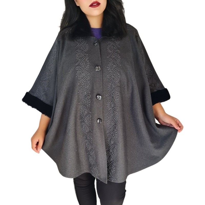 Jacheta stil Poncho elegant, dama, model 2, din stofa, guler cu blanita si broderie crosetata , marime mare, culoare gri Acum...